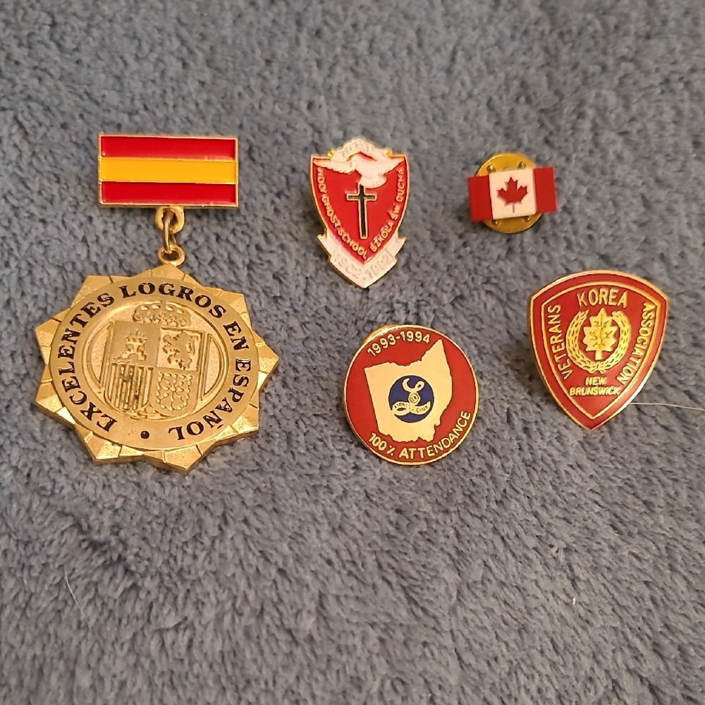 2/$12 Collection of Red And Goldtone 1990's Commemorative Pins Lot
